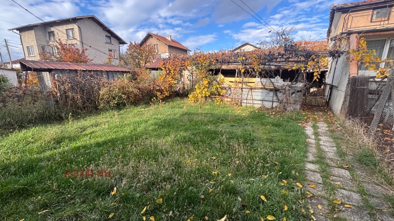 Продава  Етаж от къща област София , гр. Сливница , 96 кв.м | 33080389 - изображение [8]