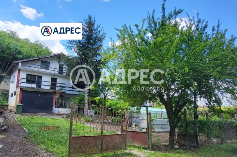 Продава КЪЩА, с. Кипра, област Варна, снимка 3 - Къщи - 50611880