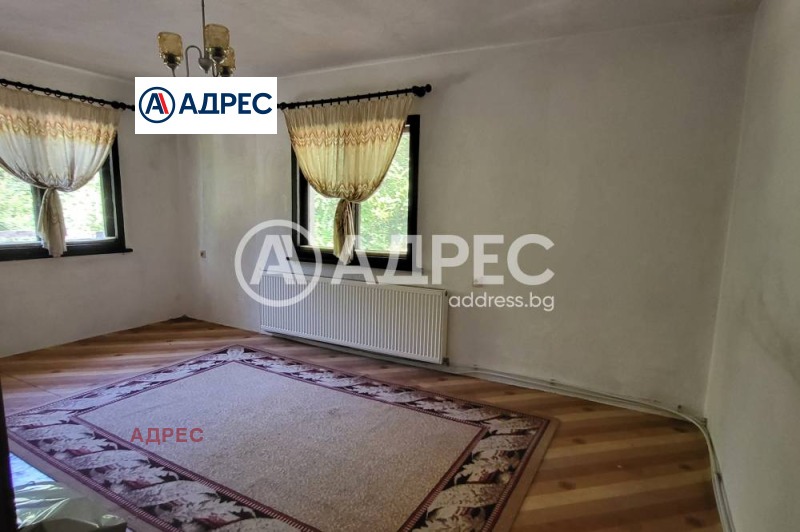 Продава КЪЩА, с. Кипра, област Варна, снимка 9 - Къщи - 50611880