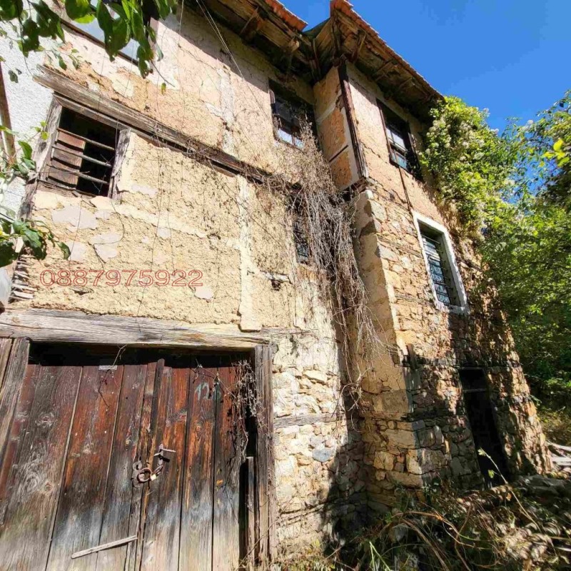 Продава КЪЩА, с. Левочево, област Смолян