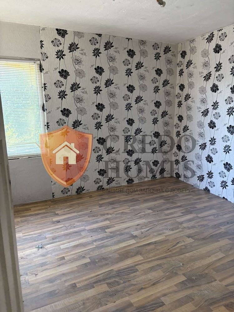 Продава КЪЩА, гр. Дебелец, област Велико Търново, снимка 4 - Къщи - 54909656
