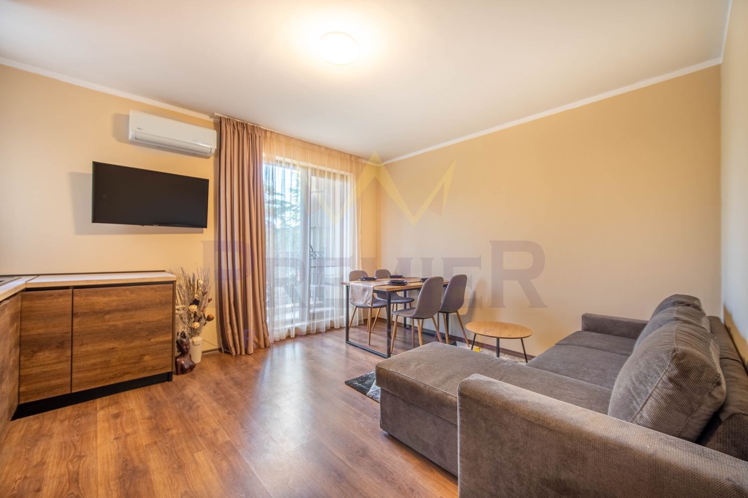 Продава 3-СТАЕН, гр. Варна, м-т Ален мак, снимка 2 - Апартаменти - 54027478