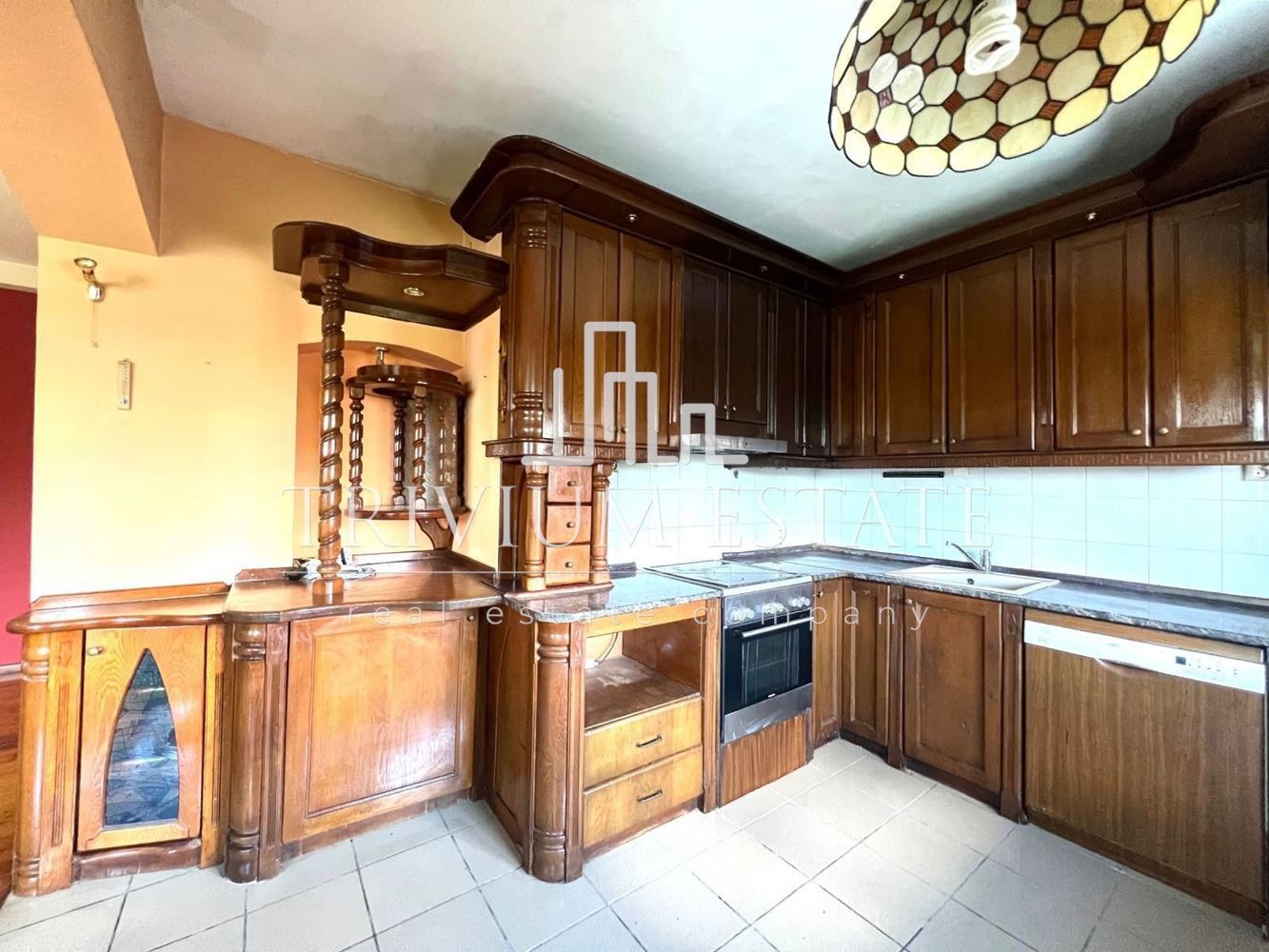 Продава ЕТАЖ ОТ КЪЩА, гр. Пловдив, Кършияка, снимка 4 - Етаж от къща - 54549209