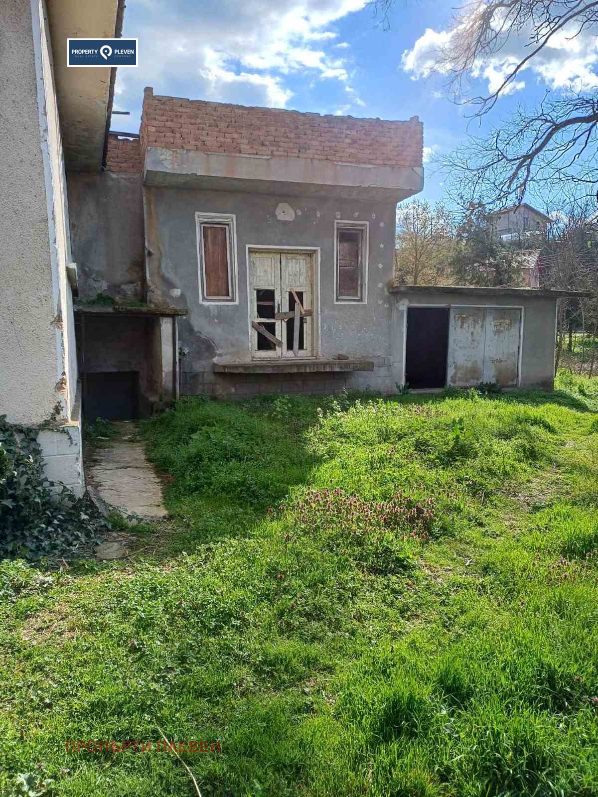 Продава КЪЩА, с. Божурица, област Плевен, снимка 2 - Къщи - 45469021