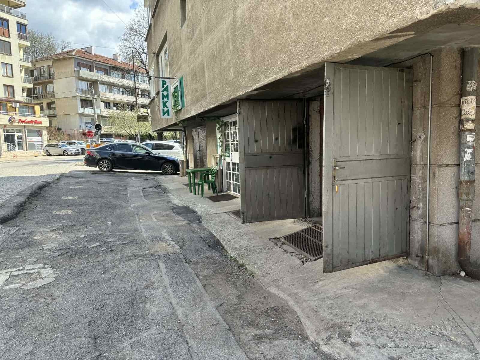 Продава ГАРАЖ, ПАРКОМЯСТО, гр. София, Гео Милев