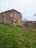 Продава КЪЩА, област Шумен, с. Беджене • 65000 лв. • 45513408 — Holmes.bg
