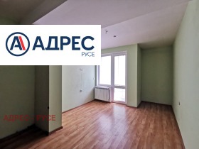 3-стаен град Русе, Широк център 9