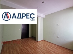 3-стаен град Русе, Широк център 8