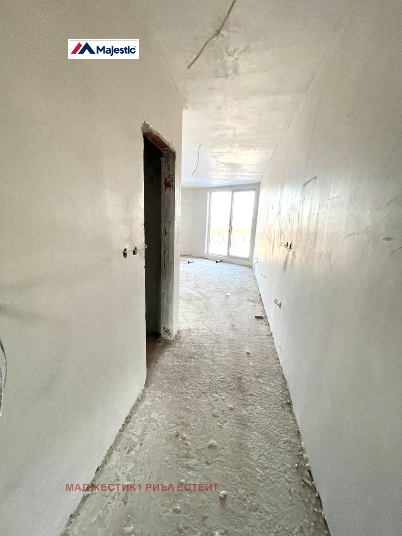 Продава  1-стаен, град София, Сердика • 55 000 EUR • ID 92274810 — holmes.bg - [1] 