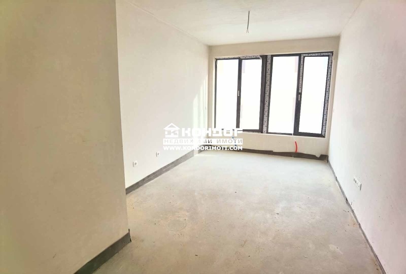 De vânzare  1 dormitor Plovdiv , Țentâr , 132 mp | 86741193 - imagine [2]