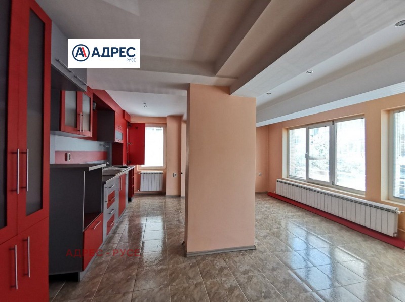 Продава  3-стаен град Русе , Широк център , 123 кв.м | 11316420