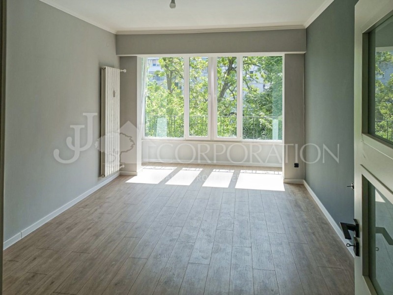 Продаја  2 спаваће собе Софија , Гоце Делчев , 84 м2 | 35938189 - слика [2]