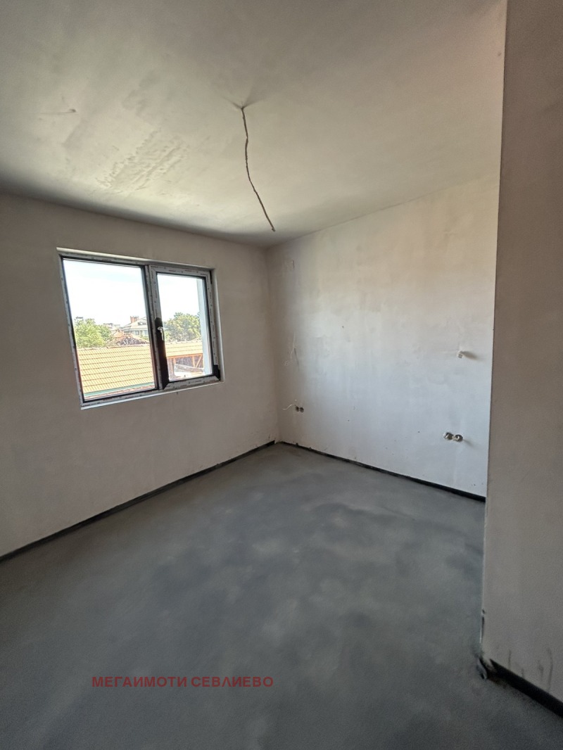 Продава  3-стаен област Габрово , гр. Севлиево , 95 кв.м | 73950106 - изображение [2]