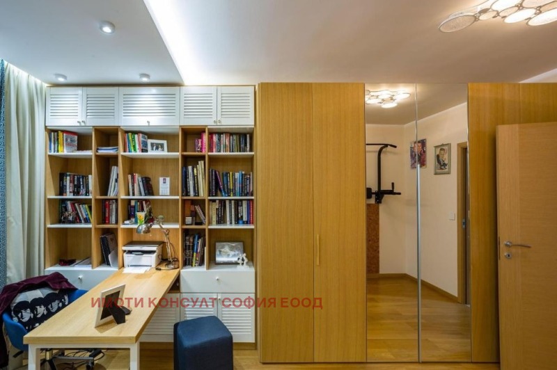 In vendita  3 camere da letto Sofia , g.gr.Iugen park , 230 mq | 48069286 - Immagine [8]