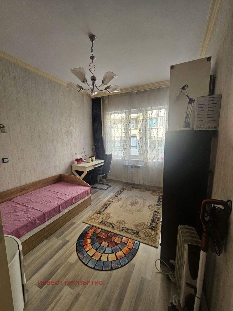 Продава 4-СТАЕН, гр. София, Център, снимка 5 - Апартаменти - 52881810