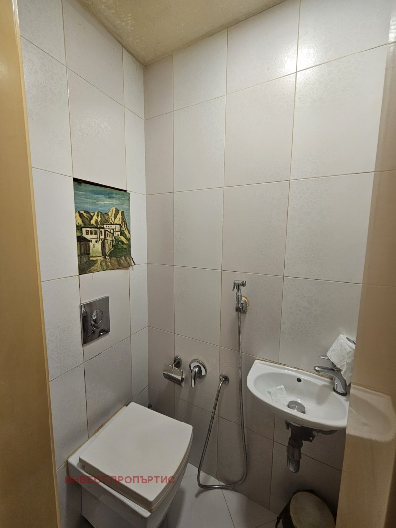 Продава 4-СТАЕН, гр. София, Център, снимка 7 - Апартаменти - 52881810