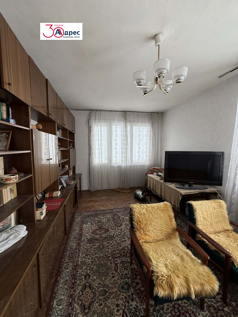 Продава ЕТАЖ ОТ КЪЩА, гр. Добрич, Свети Георги, снимка 6 - Етаж от къща - 53494078