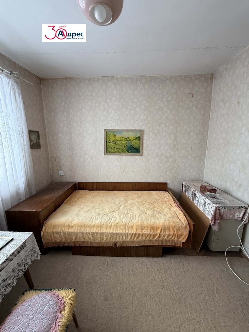 Продава ЕТАЖ ОТ КЪЩА, гр. Добрич, Свети Георги, снимка 8 - Етаж от къща - 53494078