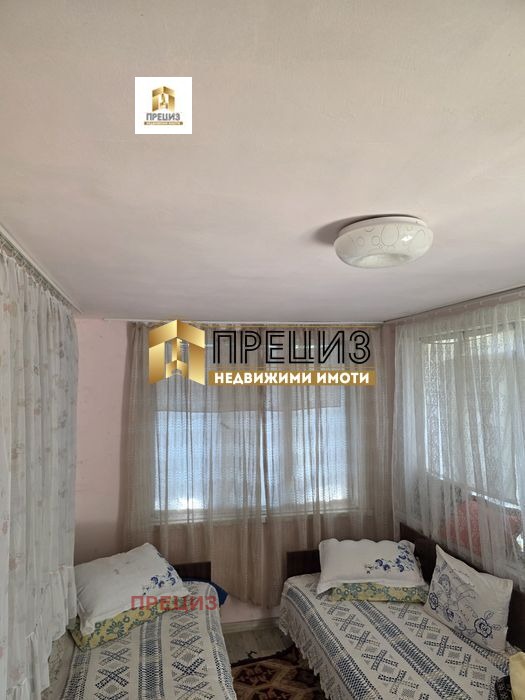 Продава КЪЩА, гр. Велики Преслав, област Шумен, снимка 2 - Къщи - 55845928