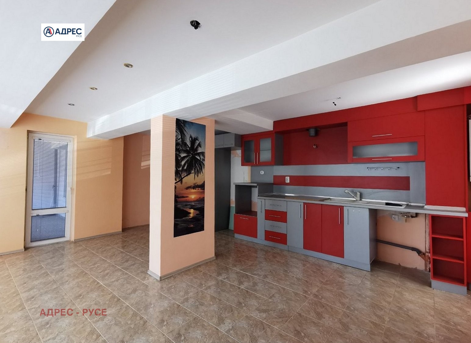 Продава 3-СТАЕН, гр. Русе, Широк център, снимка 2 - Апартаменти - 46479391