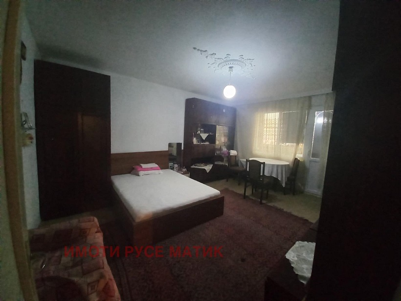 Продава 4-СТАЕН, гр. Русе, Дружба 3, снимка 2 - Апартаменти - 48690769