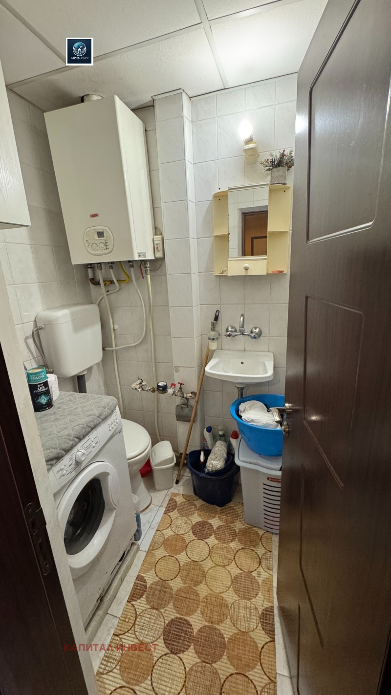 Продава  3-стаен град Разград , Освобождение , 90 кв.м | 35694571 - изображение [13]