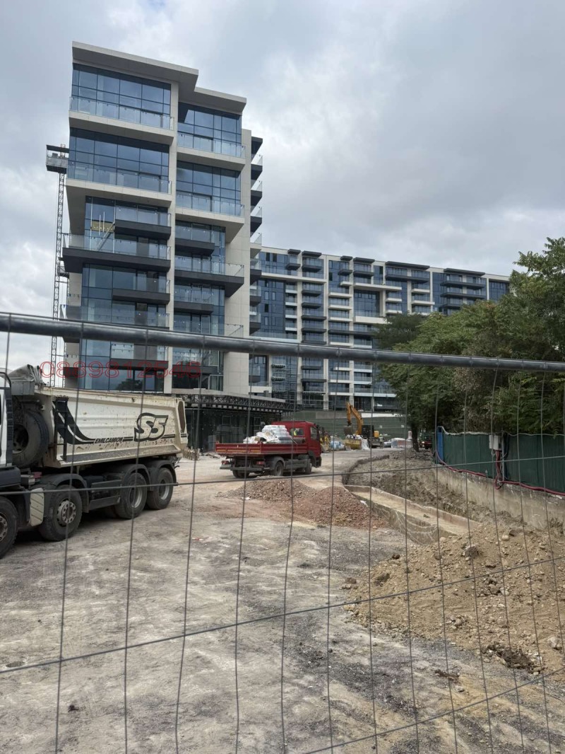 Продава 4-СТАЕН, гр. София, Оборище, снимка 2 - Апартаменти - 52632092