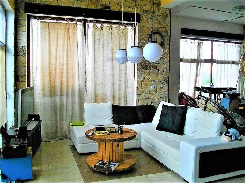 Satılık  3+ yatak odası Burgas , Sarafovo , 233 metrekare | 73612650 - görüntü [2]