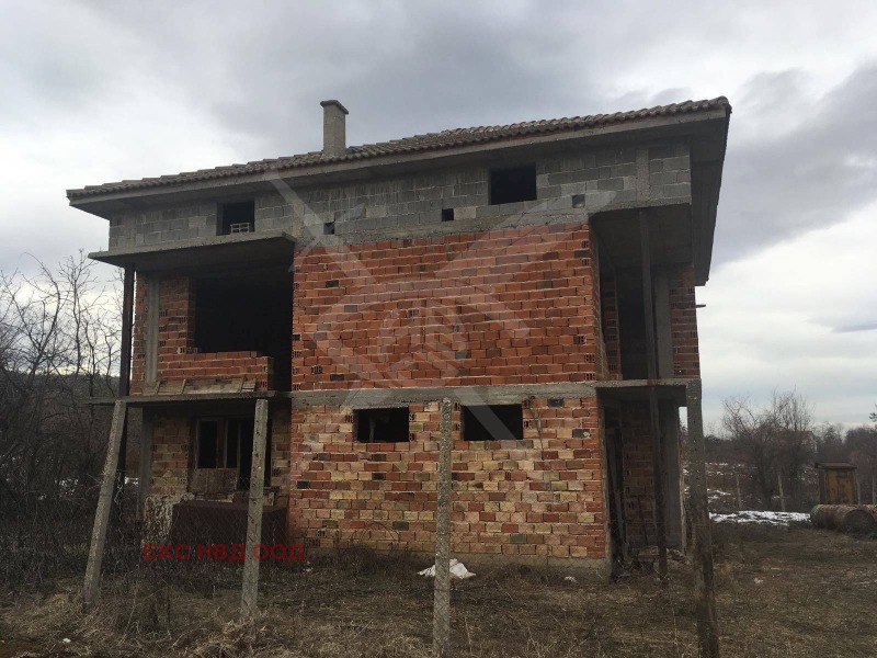 Продава КЪЩА, с. Новаково, област Пловдив, снимка 3 - Къщи - 47834745