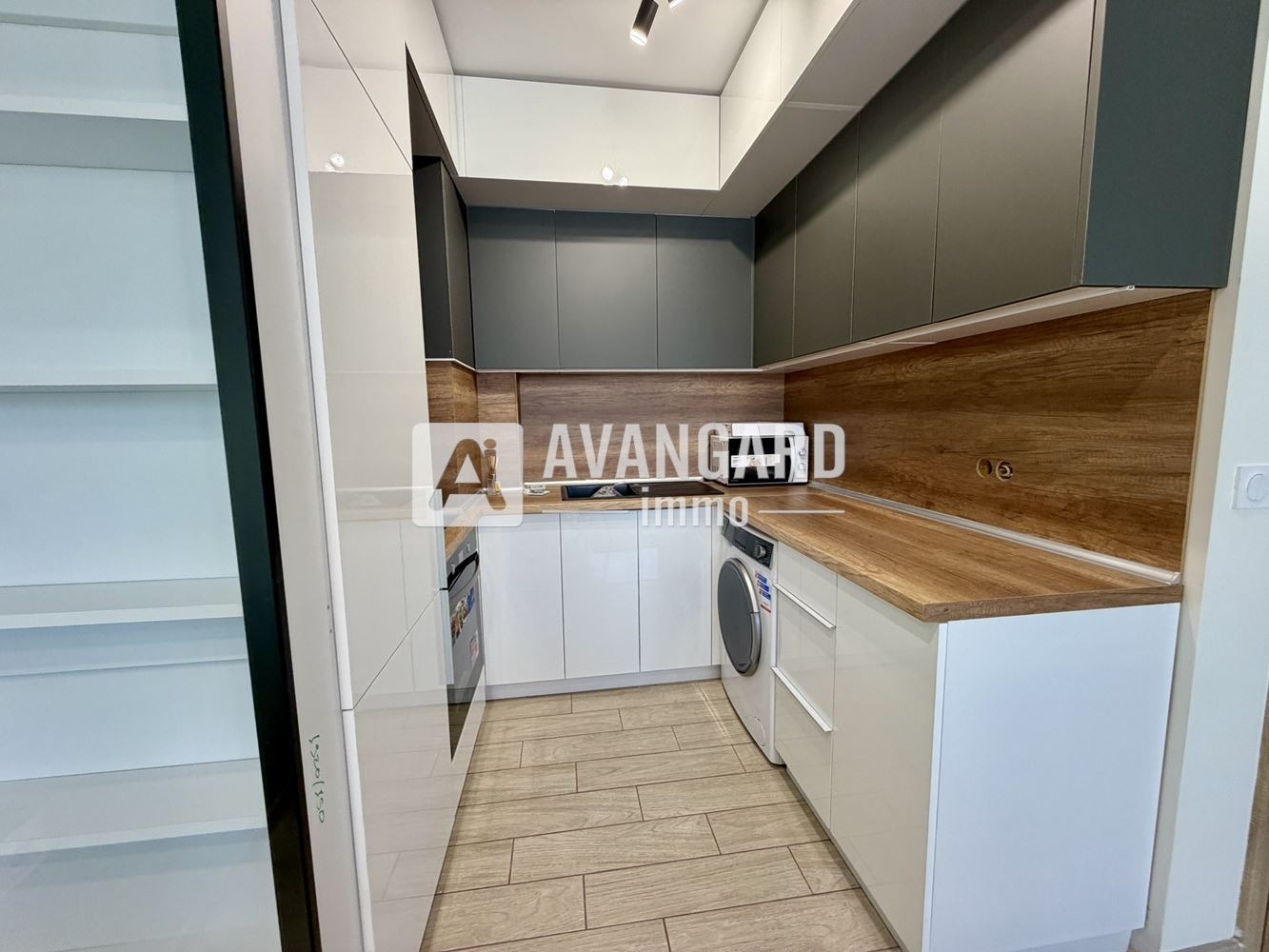 Продава 2-СТАЕН, гр. Варна, Гранд Мол, снимка 4 - Апартаменти - 55638725