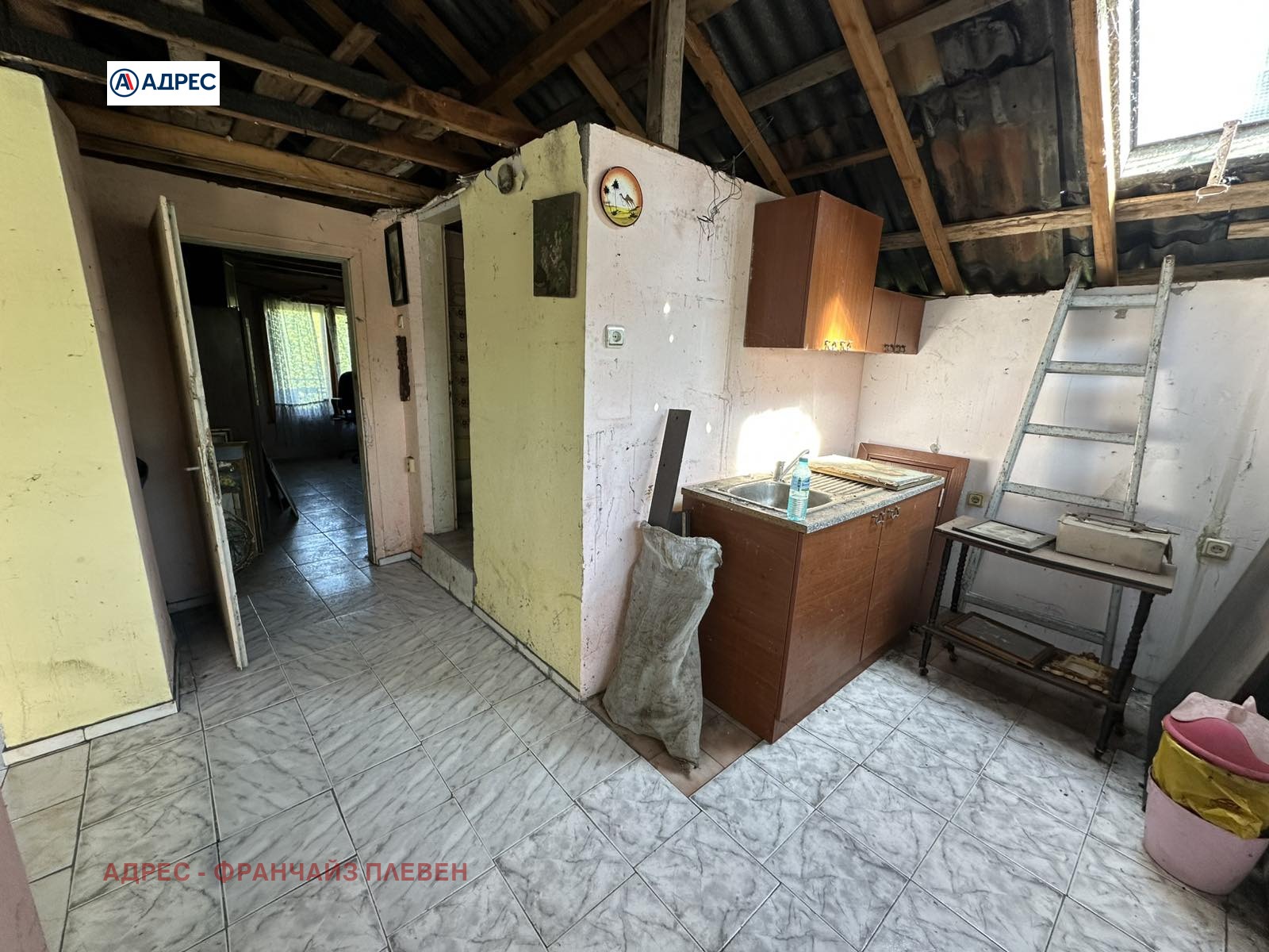 Продава КЪЩА, с. Гривица, област Плевен, снимка 16 - Къщи - 54562213