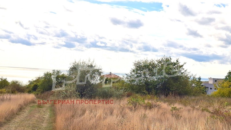 Продава ПАРЦЕЛ в област Варна, гр. Бяла - 615 кв.м / 40 500 € » 79 211.12 лв., БЪЛГЕРИАН ПРОПЕРТИС