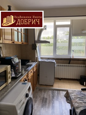 1 υπνοδωμάτιο ΤΣενταρ, Δοβρητσ
