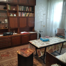 2 slaapkamers Tri tsjutsjura - jug, Stara Zagora