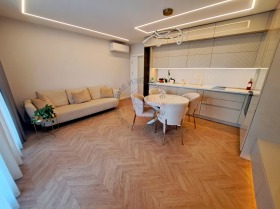 Продава 3-стаен град Варна Гранд Мол - [1] 