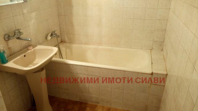 Продается  1 спальня Шумен , Тракия , 60 кв.м | 43765272 - изображение [3]