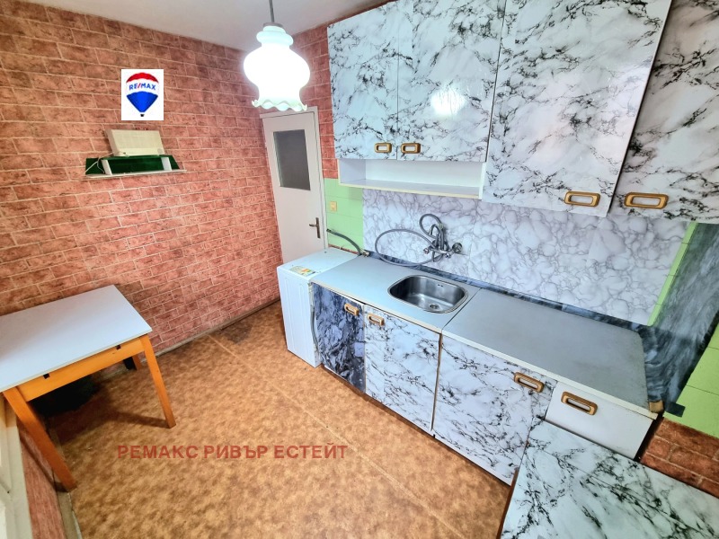 Продава 2-СТАЕН, гр. Русе, Чародейка - Север, снимка 5 - Апартаменти - 53188447