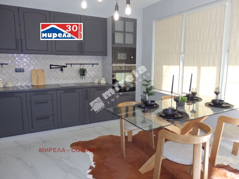 Продава 3-СТАЕН, град София, Свобода • 229900 € / 449645.32 лв. • 51789186 1