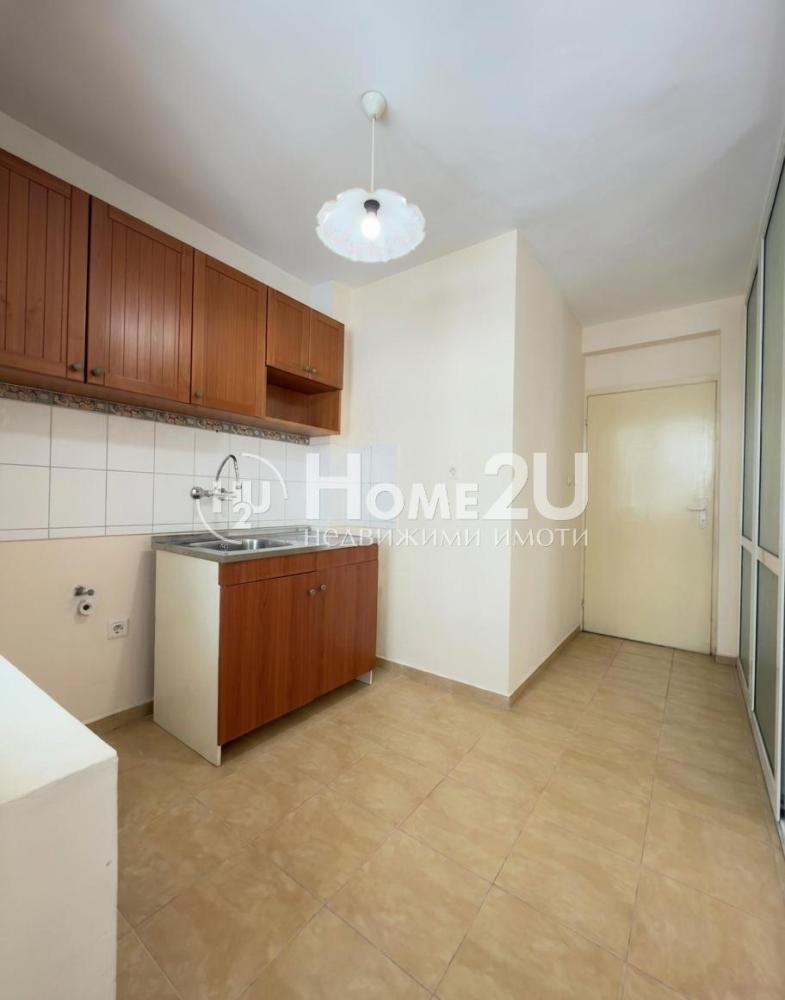 Продава 3-СТАЕН, гр. Варна, Окръжна болница-Генерали, снимка 3 - Апартаменти - 55357783