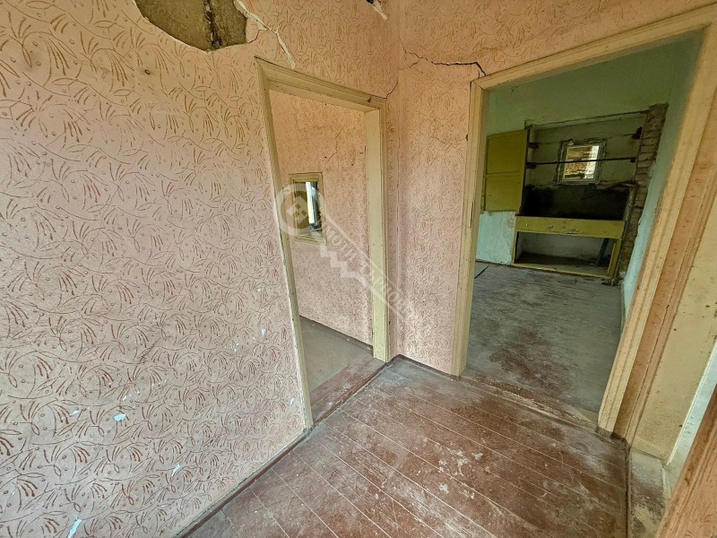 Продава КЪЩА, гр. Стражица, област Велико Търново, снимка 3 - Къщи - 49821583