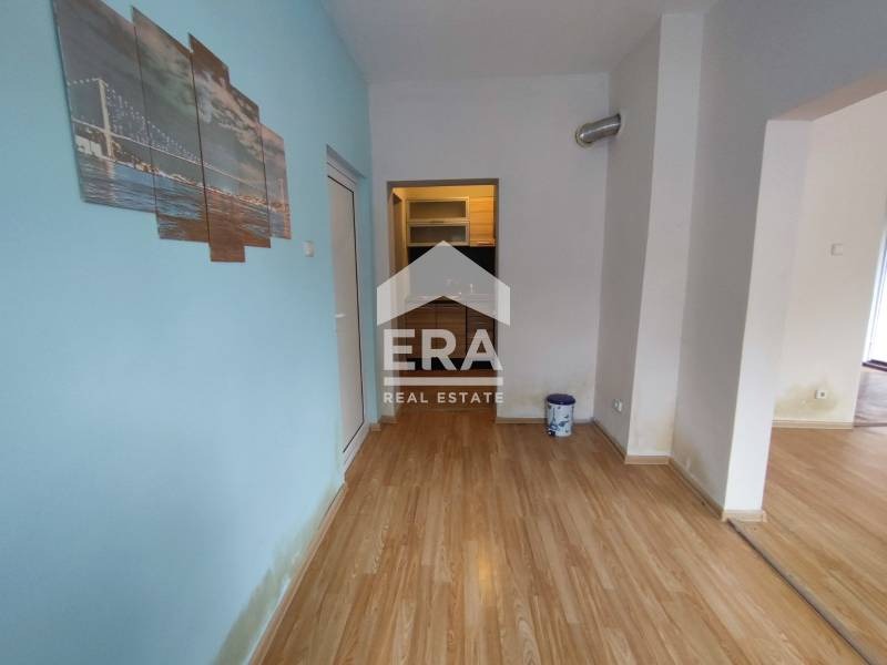 Продава  Къща град Хасково , Любен Каравелов , 84 кв.м | 64288514 - изображение [2]