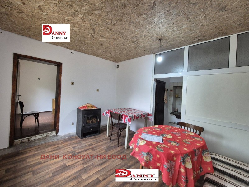 Na prodej  Dům oblast Veliko Tarnovo , Butovo , 90 m2 | 27073330 - obraz [14]