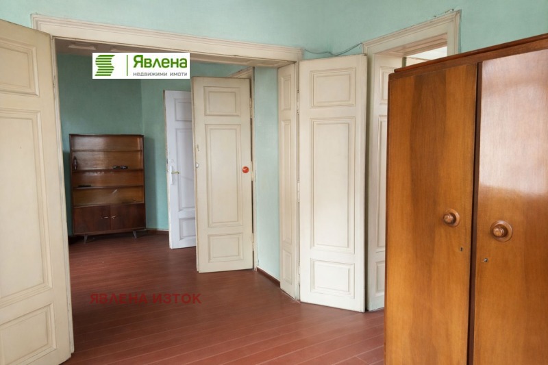 Продава 3-СТАЕН, гр. София, Център