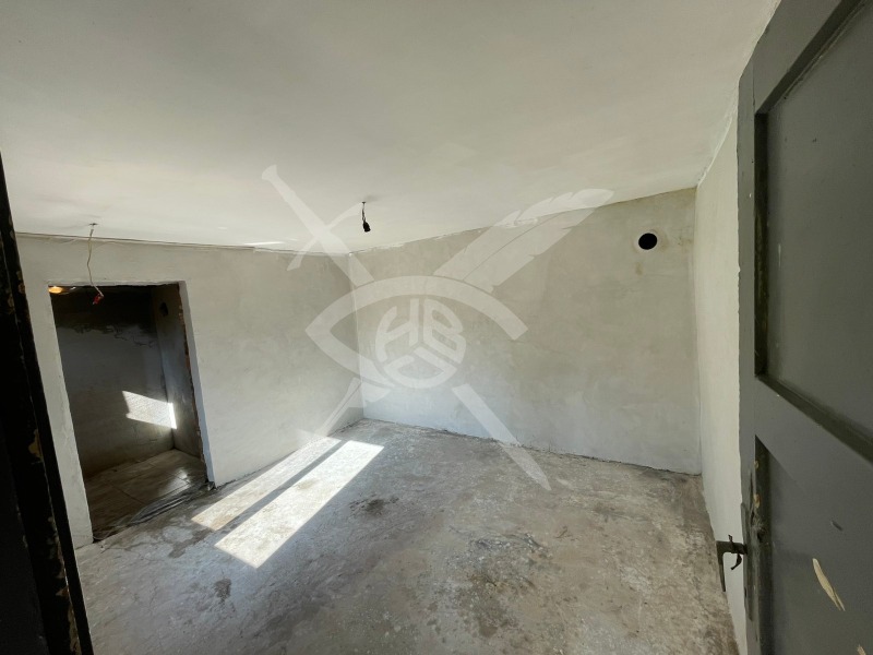 Продава КЪЩА, с. Искра, област Бургас, снимка 2 - Къщи - 52648670