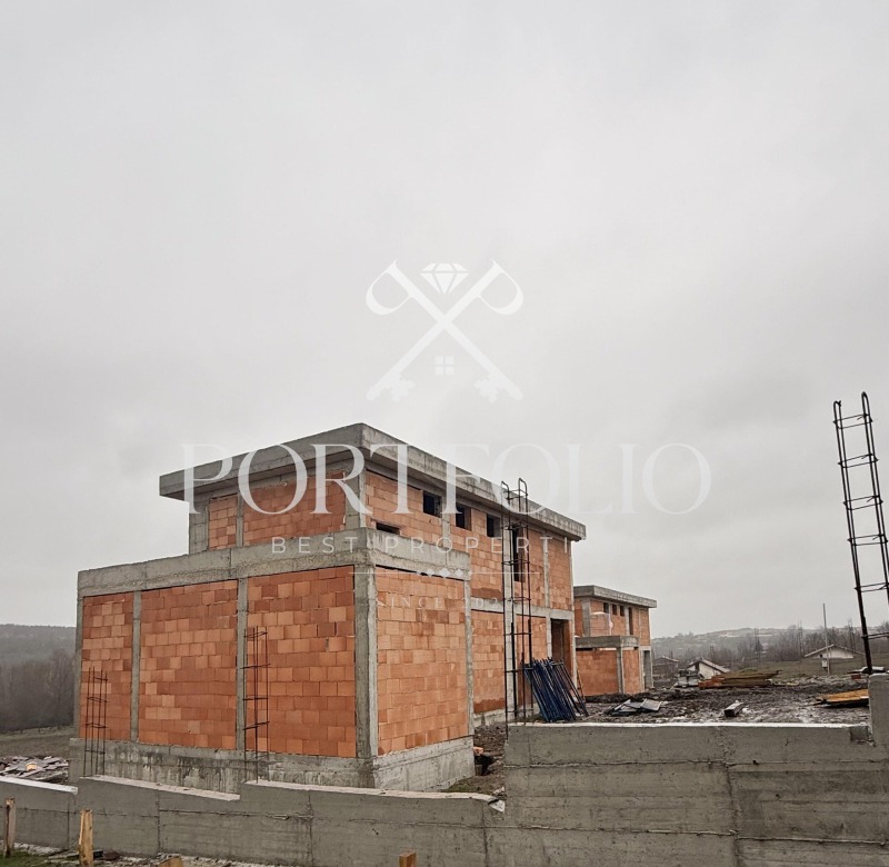 Продава КЪЩА, гр. Бургас, с. Маринка, снимка 2 - Къщи - 53465075