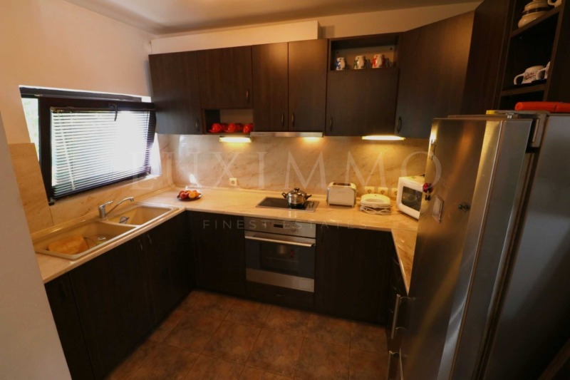 Продава КЪЩА, гр. Балчик, област Добрич, снимка 14 - Къщи - 53506078