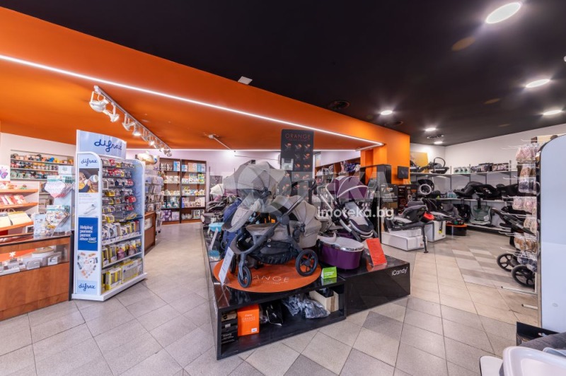 En venta  Comercio Varna , Lyatno kino Trakiya , 560 metros cuadrados | 37579230