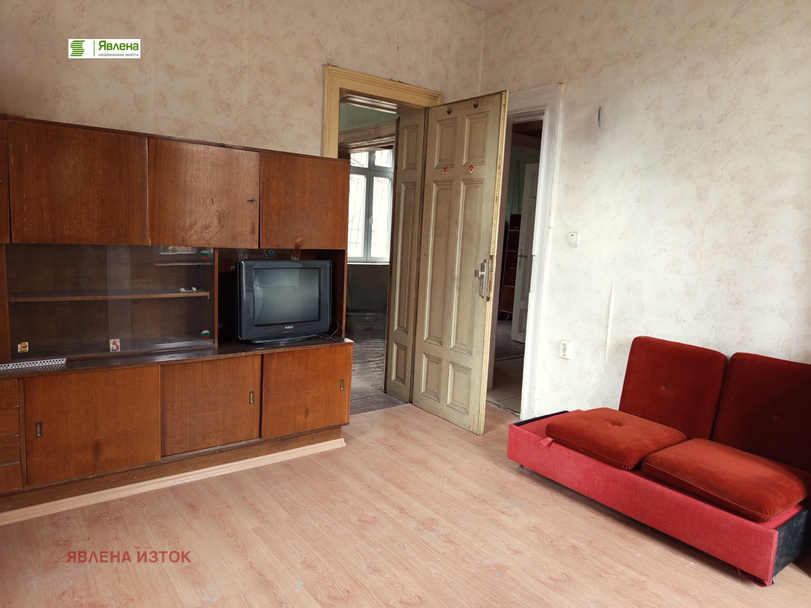 Продава 3-СТАЕН, гр. София, Център, снимка 2 - Апартаменти - 53729553