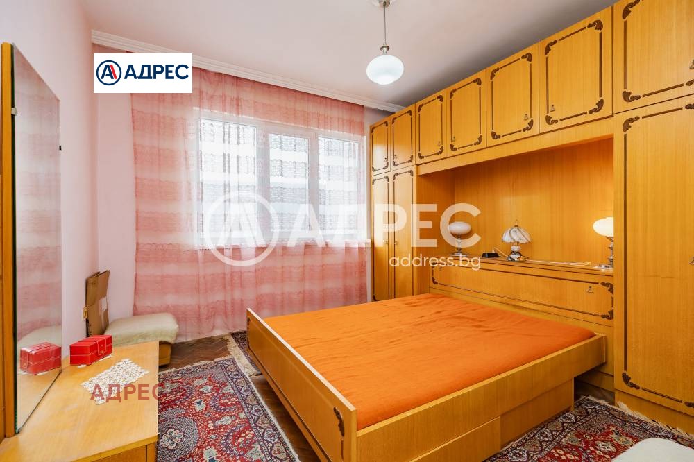 Продава 3-СТАЕН, гр. Варна, Владислав Варненчик 1