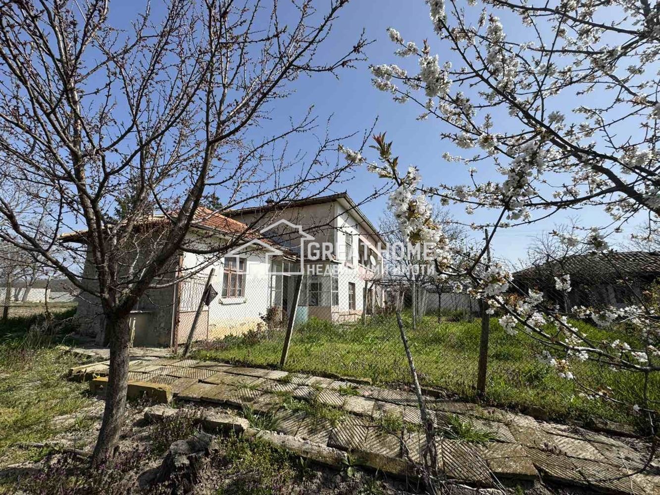 Продава КЪЩА, с. Маково, област Търговище